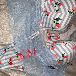 Cacique lingerie set